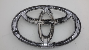 TOYOTA Yaris Verso (1999–2006) Emblem 7543105050 - 3
