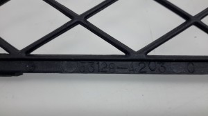 TOYOTA RAV 4 A2 (2000–2005) Front bumper lower grille 5312842030 - 2