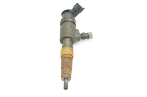  Fuel injector 