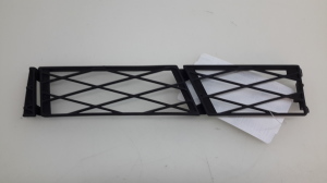 TOYOTA Previa (2000–2006) Front bumper lower grille 5311228020 - 3