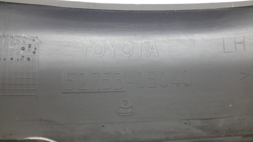 TOYOTA Avensis 2 generation (2002-2009) Rear Left Bumper Molding 5275305040 20973635