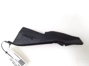 Opel Insignia (2008–2017) Sonstiges Teil der Scheibenwischerverkleidung 13249993 - 2