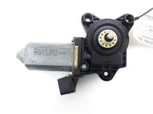 Rear fork windshield motor - A2158200942