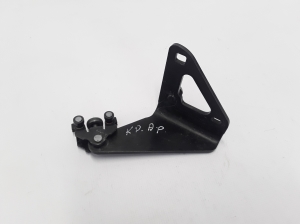 Sliding door bracket - 745965439R