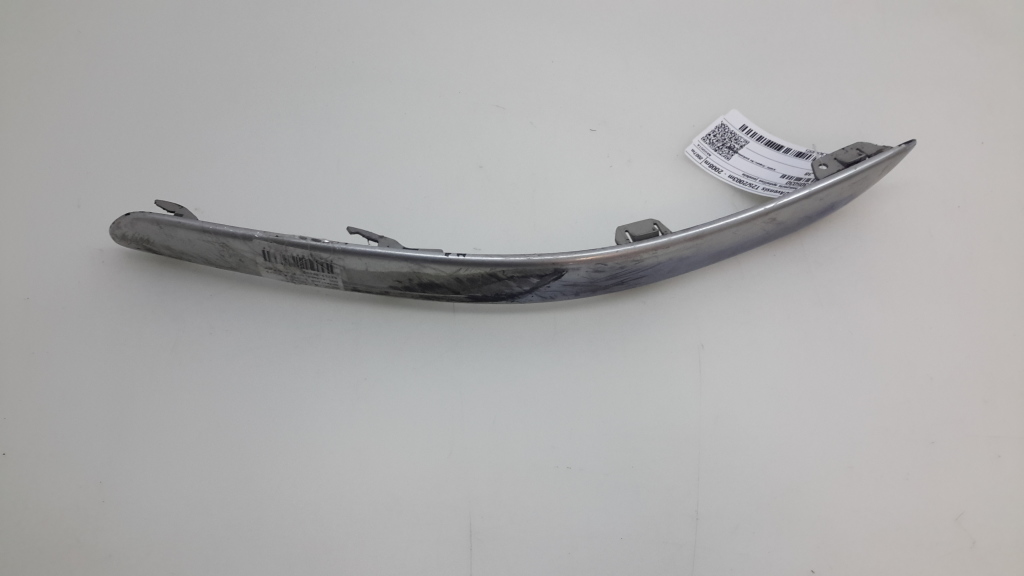 TOYOTA Avensis 2 generation (2002-2009) Front Left Bumper Molding 5271305030 20973556