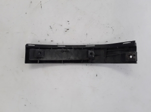  Rear bumper bracket 