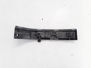  Rear bumper bracket 