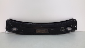 The middle part of the front frame - A1646200486