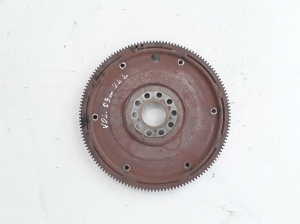  Clutch flywheel 