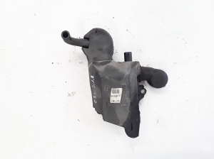 VOLVO S60 I (2000–2009) Sonstiger Behälter 8699157 - 3