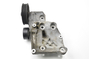 Opel Astra J (2009–2017) Alternator bracket 55570104 - 4