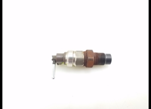  High pressure fuel line sensor 