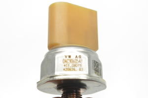 Skoda Fabia MK 3 (2014–2021) Kraftstoffhochdrucksensor 04C906054B - 3