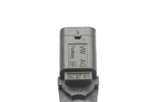 Skoda Fabia MK 3 (2014–2021) Kurbelwellensensor 04C907601 - 3
