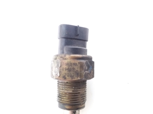   Fuel rail pressure sensor  - 8945820020 