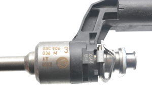  Fuel injector 