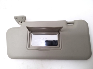   Sun visor  -  
