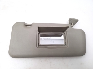   Sun visor  -  