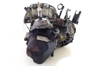 NISSAN Micra K12 (2002–2010) Käigukast 8200137170 - 3