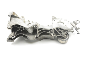 AUDI A4 B8 (2007–2016) Generaatori kinnitus 03L903143H - 2