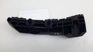  Rear bumper bracket 