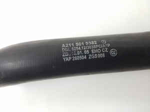 Mercedes Benz E-Class W211 (2002–2009) Jahutusradiaatori voolik A2115015382 - 2