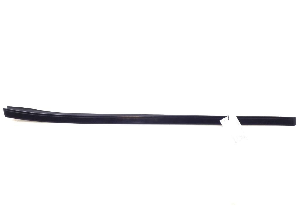 Mercedes Benz R-Class 251 (2006–2017) Zierleiste A-Säule außen A2516904962 Mercedes Benz R-Class 251 (2006–2017) Zierleiste A-Säule außen A2516904962