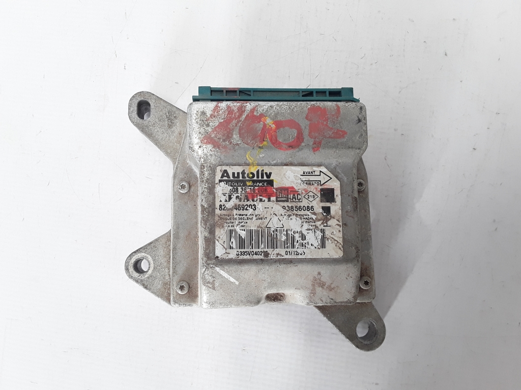 Used RENAULT Trafic Airbag module 8200469203