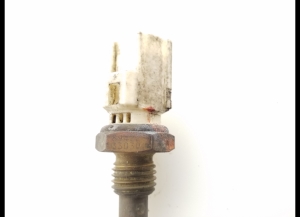 TOYOTA Avensis T25 (2003–2008) Coolant temperature sensor 8942233030 - 2