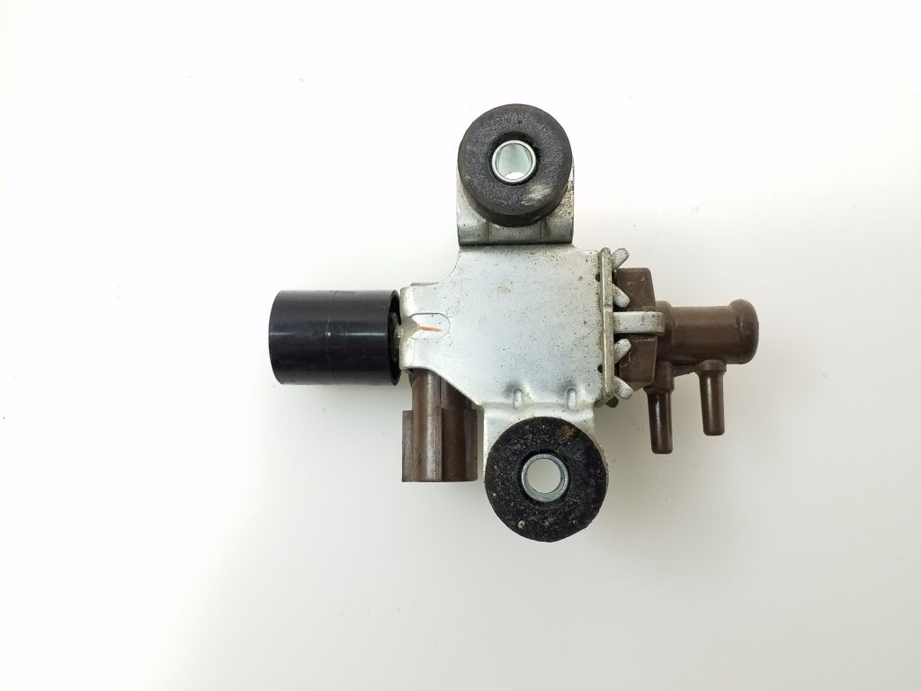 Used TOYOTA Hilux Solenoids 2581930100