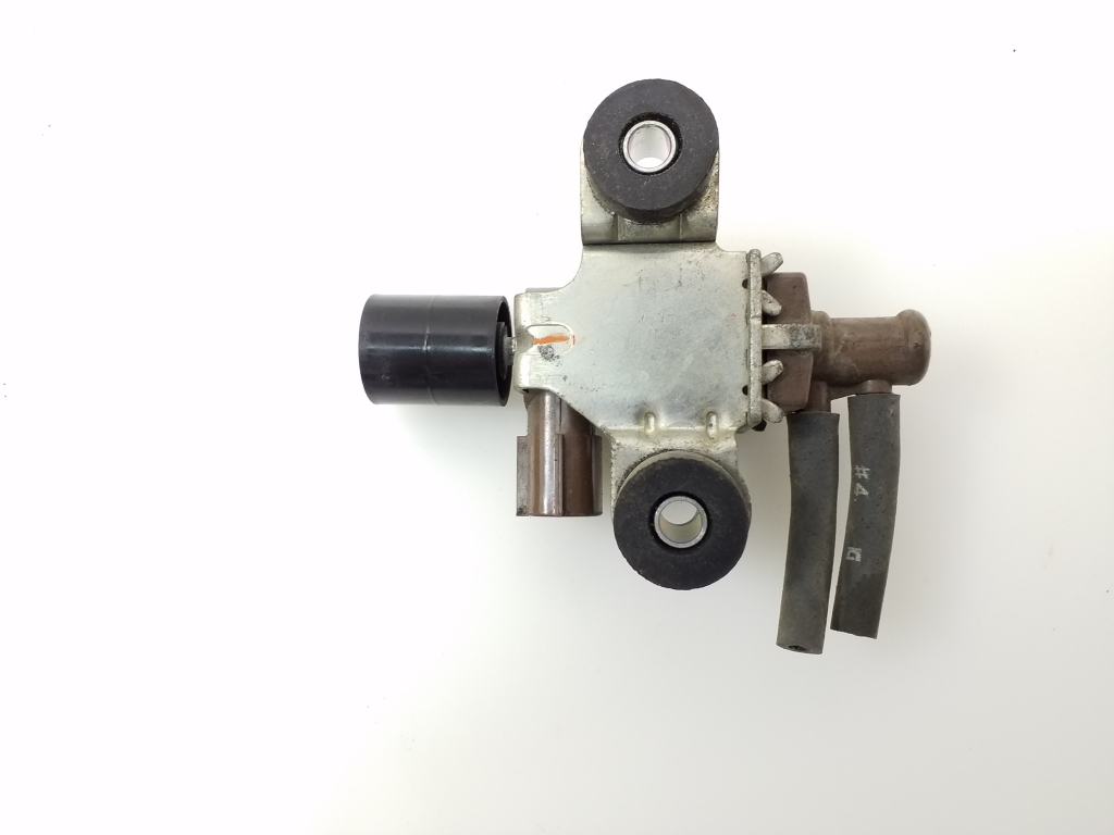 Used TOYOTA Hilux Solenoids 2581930100