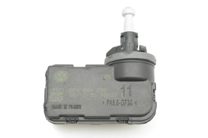 Volkswagen Polo IV (2001–2009) Scheinwerfer Stellmotor 5P0941295