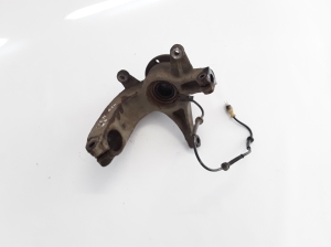 RENAULT Scenic (2003–2010) Front wheel hub 8200297028 - 2