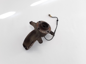 RENAULT Scenic (2003–2010) Front wheel hub 8200297028 - 3