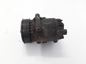  Air conditioner compressor 