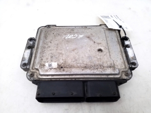 Opel Astra H (2004–2010) Motorsteuergerät 55560810 - 3