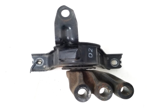 Chevrolet Captiva (2006–2016) Engine mount X04908 - 2