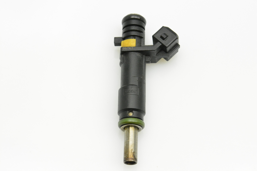 Used Opel Astra Fuel injector 55353806