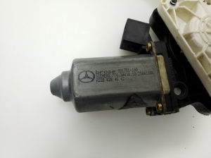 Mercedes Benz CL-Class 215 (1999–2006) Front door window regulator - 3