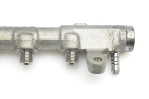 Volkswagen Tiguan (2007–2016) Kõrgsurve kütusetoru 03L089N - 4