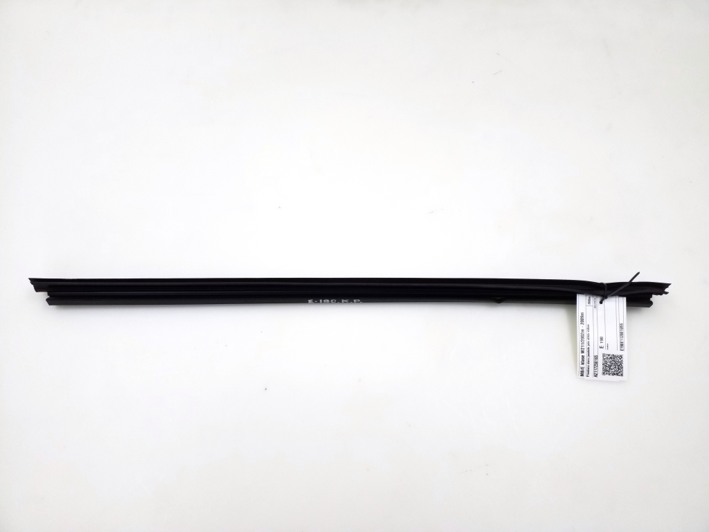 Mercedes Benz E-Class W211 (2002–2009) Fensterschachtleiste innen Tür vorne A2117250165 Mercedes Benz E-Class W211 (2002–2009) Fensterschachtleiste innen Tür vorne A2117250165