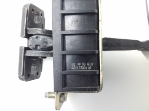 Mercedes Benz E-Class W211 (2002–2009) Tagumise külje ukse avamise piiraja A2117300116 - 2