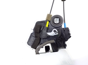LEXUS IS (2005–2013) Rear side door lock 6906053040 - 2