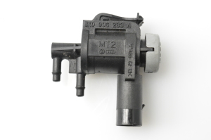 AUDI A4 B8 (2007–2016) Solenoid 1K0906283A - 2