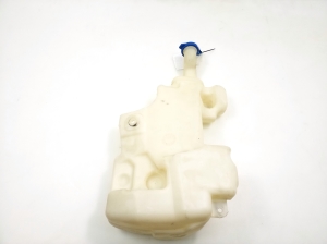 Mercedes Benz R-Class 251 (2006–2017) Front washer fluid reservoir A2518690020 - 2