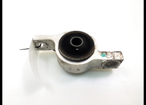 LEXUS IS (2005–2013) Front control arm bushing 4807653010 - 2
