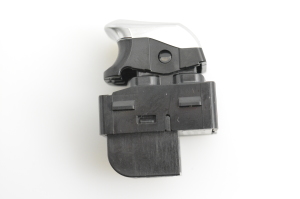 AUDI A3 8V (2012–2020) Schalter el. Fensterheber hinten 8V0959855C - 3