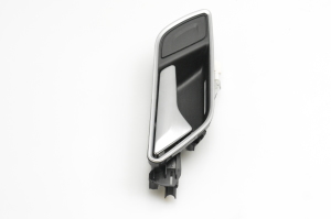 AUDI A3 8V (2012–2020) Rear side door interior handle 8V4839020C - 4