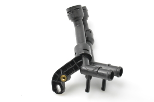 AUDI A4 B8 (2007–2016) Pipe 04L122157AC - 2