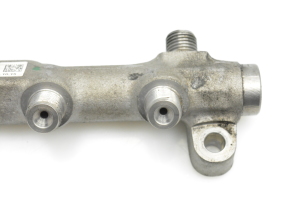 AUDI A4 B8 (2007–2016) Kõrgsurve kütusetoru 04L089G - 2